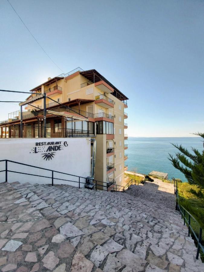 Design Sea View Apartment Sarandë 外观 照片